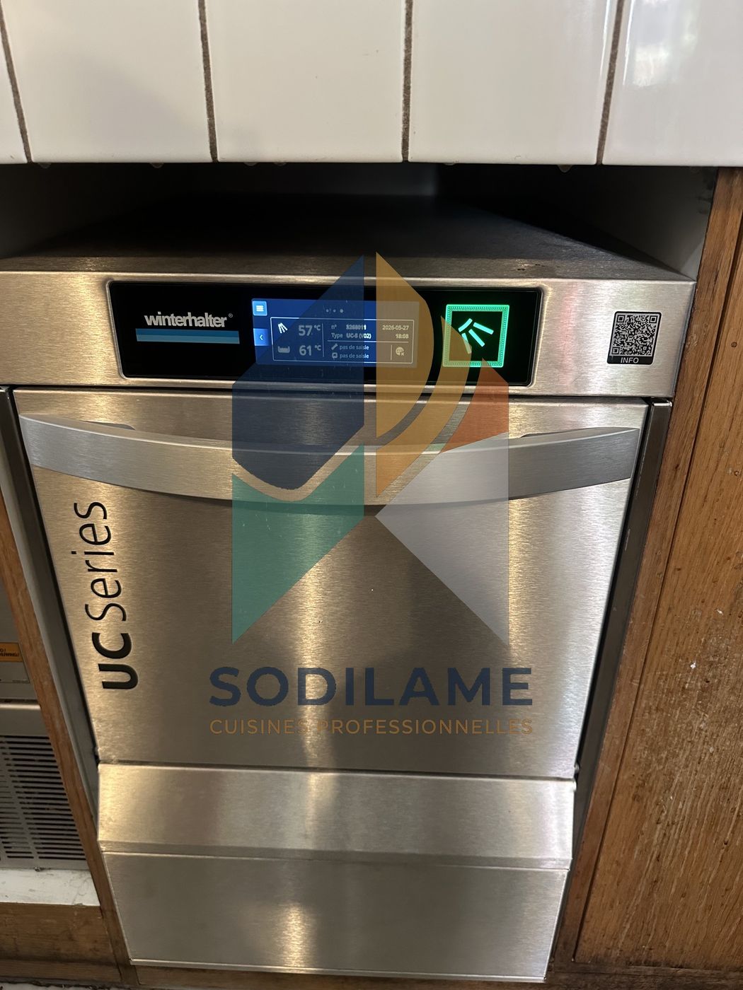 Lave-verres Winterhalter UC Series installé par SODILAME chez un client de Provence